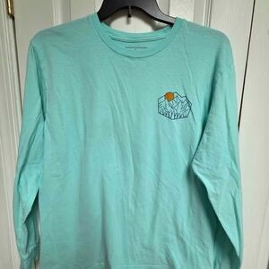 Men's Urban Pipeline size Large graphic long sleeve shirt